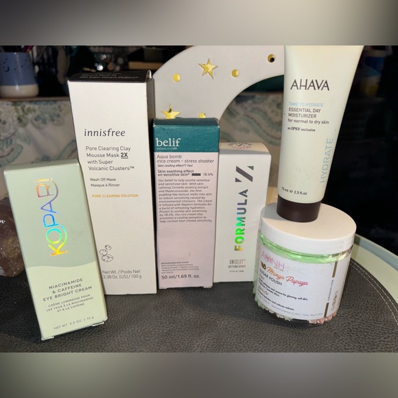 Highend Makeup & Skincare Bundle - Picture 6 of 6